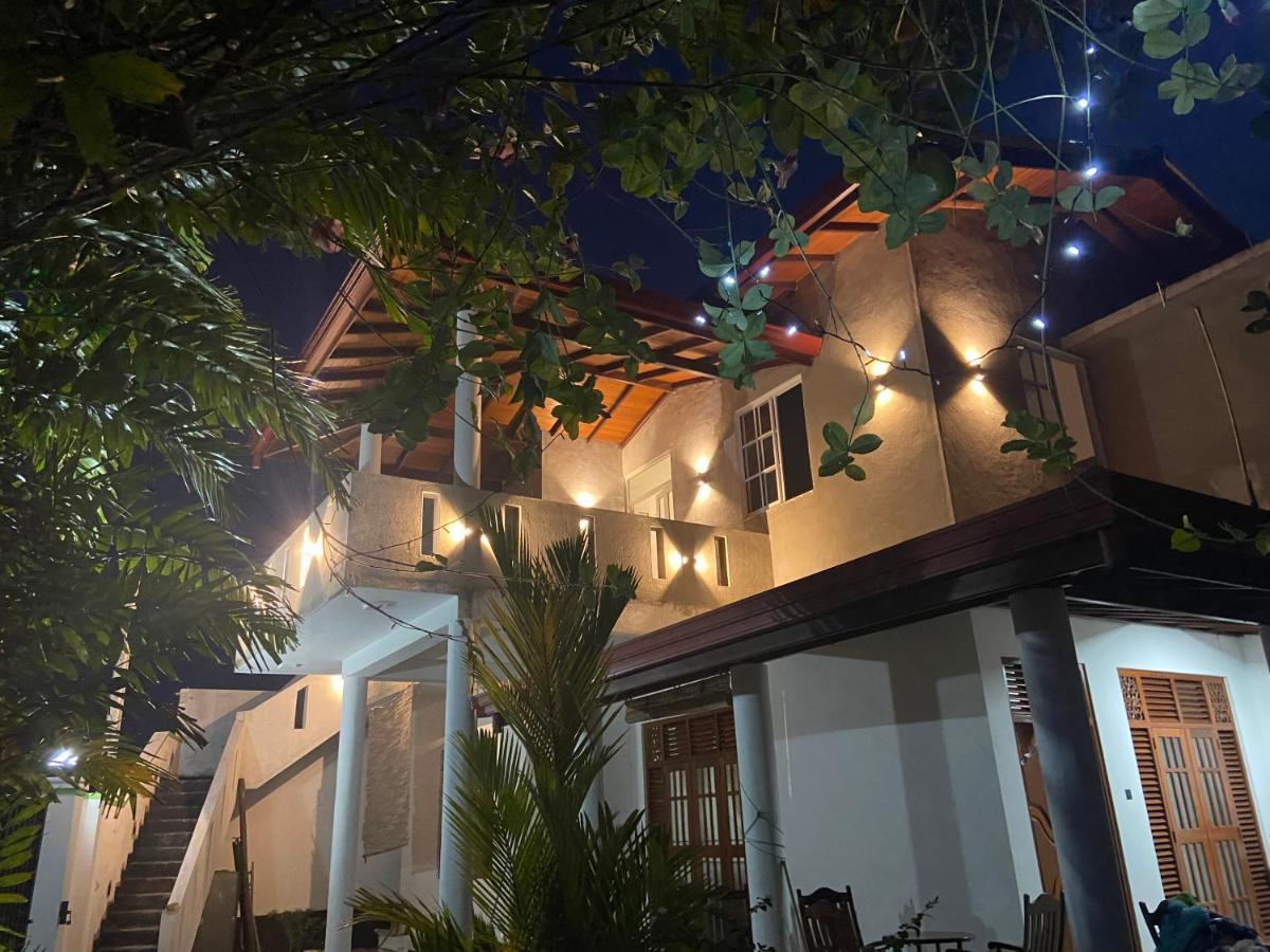 Mirissa Gold Rush Villa Extérieur photo