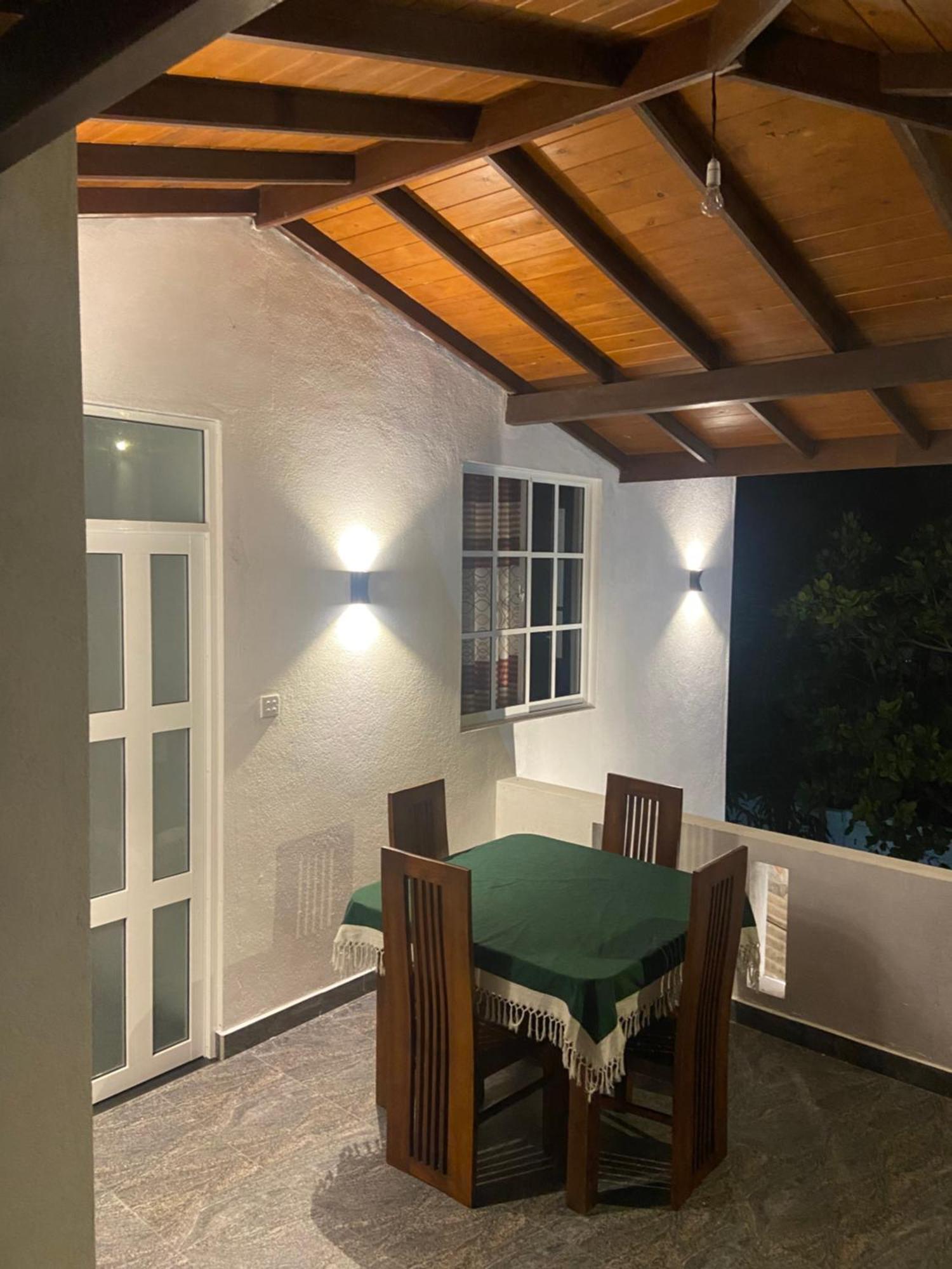 Mirissa Gold Rush Villa Extérieur photo